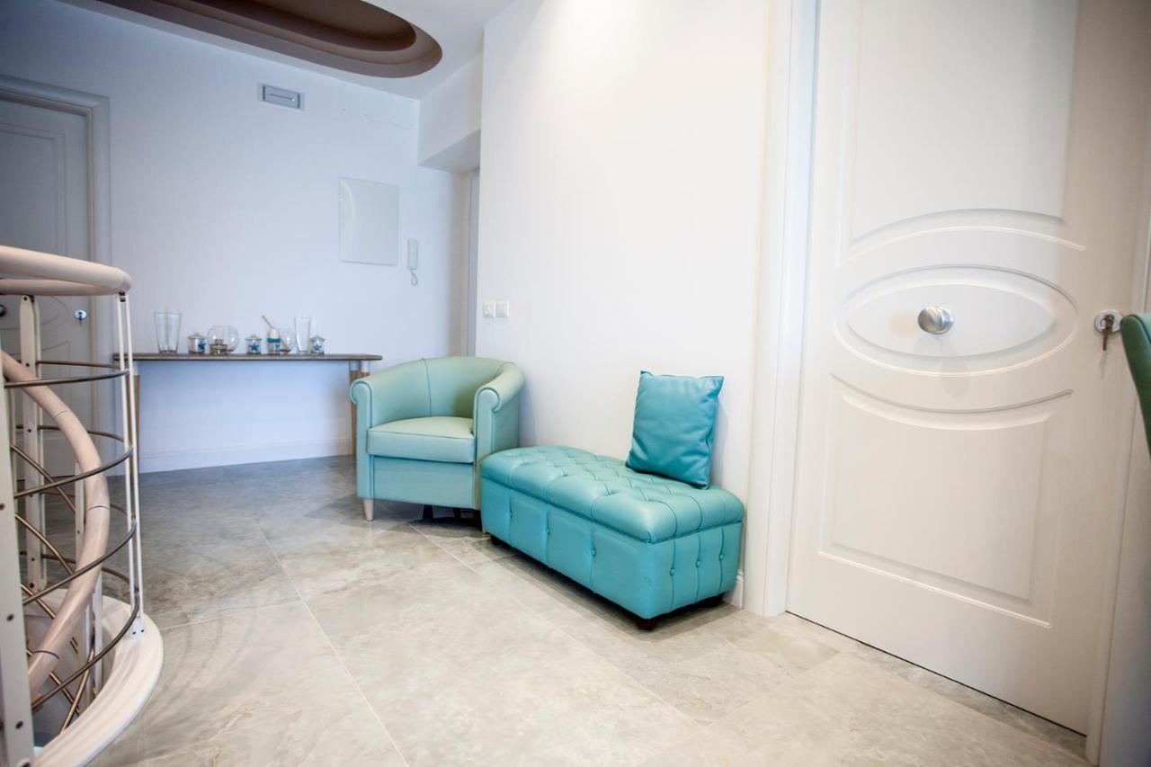 فندق Cavalieri D'Oro Luxury House آنسيو المظهر الخارجي الصورة
