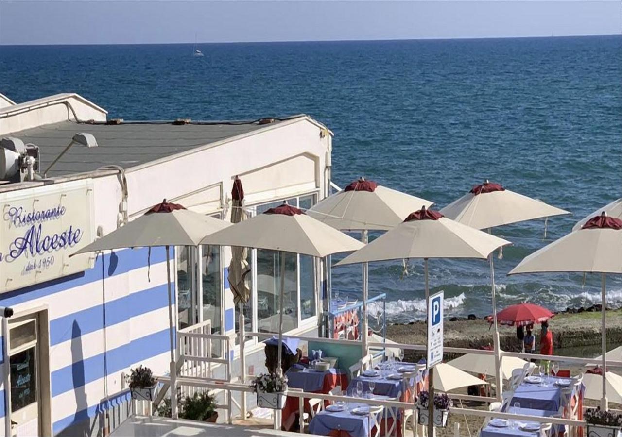 فندق Cavalieri D'Oro Luxury House آنسيو المظهر الخارجي الصورة