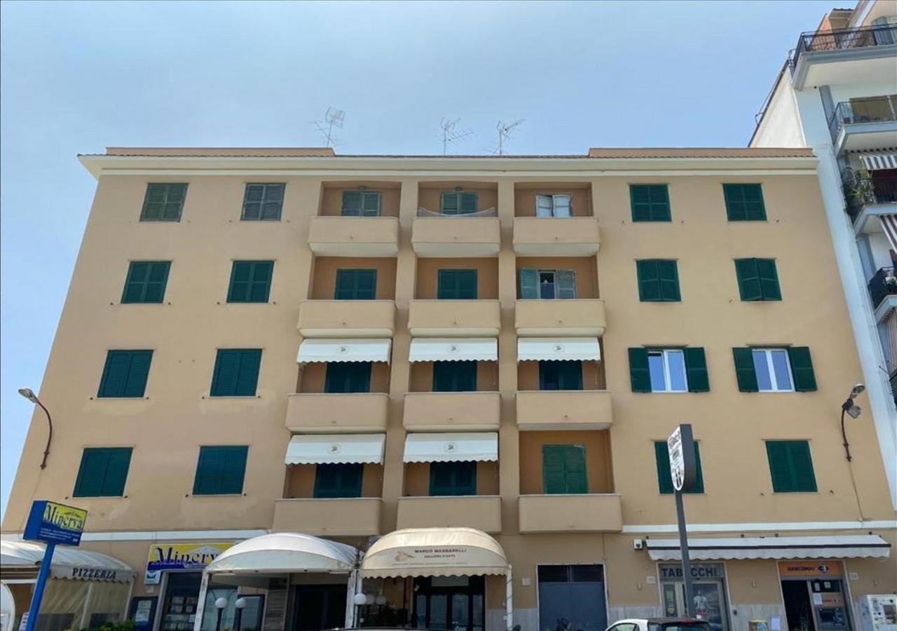 فندق Cavalieri D'Oro Luxury House آنسيو المظهر الخارجي الصورة
